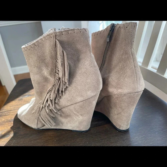 Vince Camuto peep toe booties - Picture 10 of 16